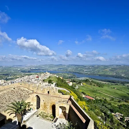 Holiday home Indara Naro